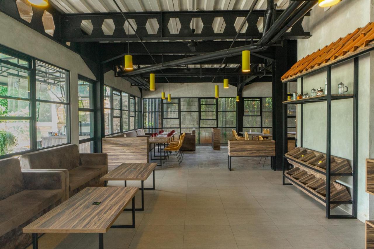Hotel Summerville Majalengka 外观 照片